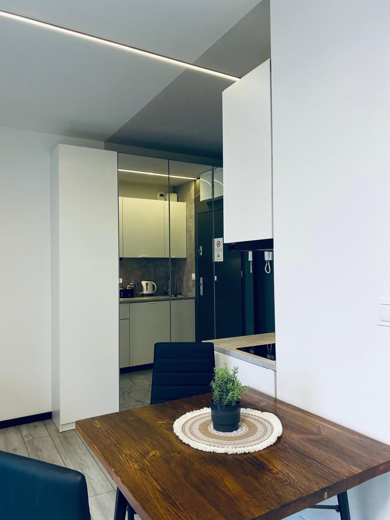Enes Apartments Legnicka Street 59D Wroclaw Ngoại thất bức ảnh